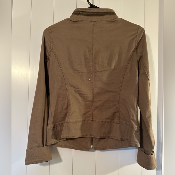 Express Utility Jacket - Picture 2 of 3